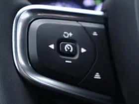 Volvo XC40 thumbnail 13