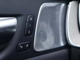 Volvo XC60 thumbnail 10