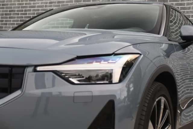 Polestar 2 (2020) thumbnail 4