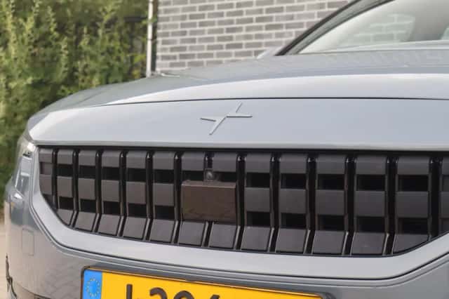 Polestar 2 (2020) thumbnail 5