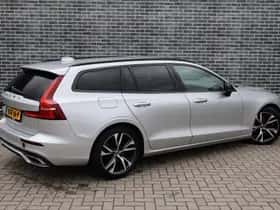 Volvo V60 (2022) thumbnail 2