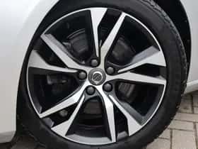 Volvo V60 (2022) thumbnail 16