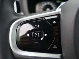 Volvo V60 (2022) thumbnail 10