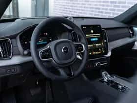 Volvo XC90 thumbnail 2