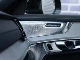 Volvo XC90 thumbnail 21