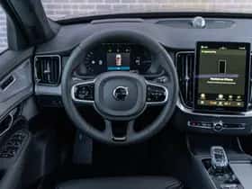 Volvo XC90 thumbnail 24