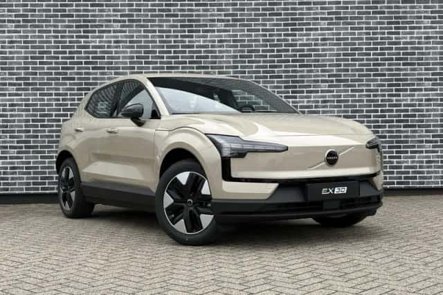 Volvo EX30 (2026) thumbnail 3