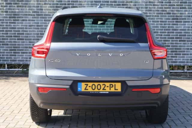 Volvo XC40 (2021) thumbnail 5