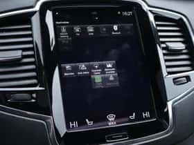 Volvo XC90 thumbnail 24
