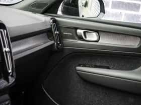 Volvo EX40 thumbnail 11