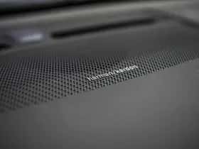Volvo EX40 thumbnail 16