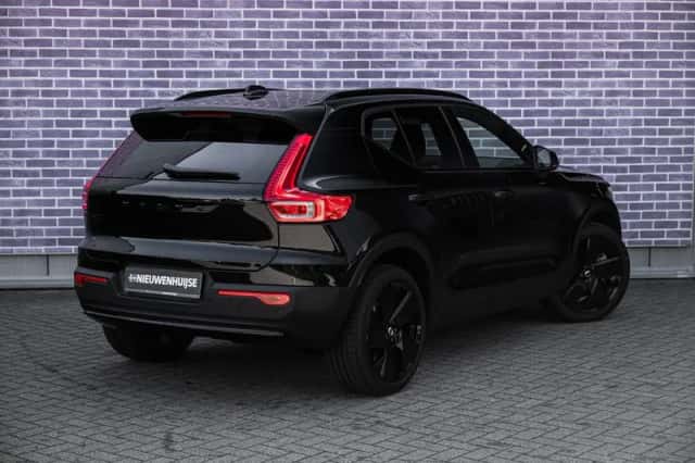 Volvo EX40 (2026) thumbnail 4