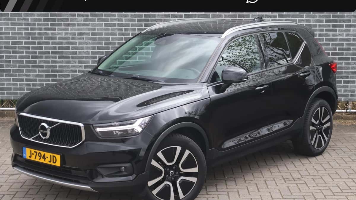 Volvo XC40 — foto 1
