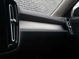 Volvo XC40 thumbnail 15