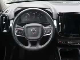 Volvo XC40 thumbnail 18