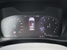 Volvo XC40 thumbnail 9