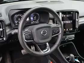 Volvo XC40 thumbnail 21