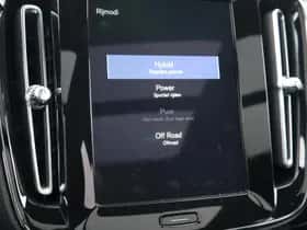 Volvo XC40 thumbnail 25