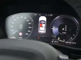 Volvo XC40 thumbnail 10