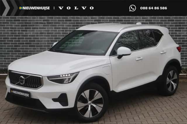 Volvo XC40 (2022) thumbnail 1