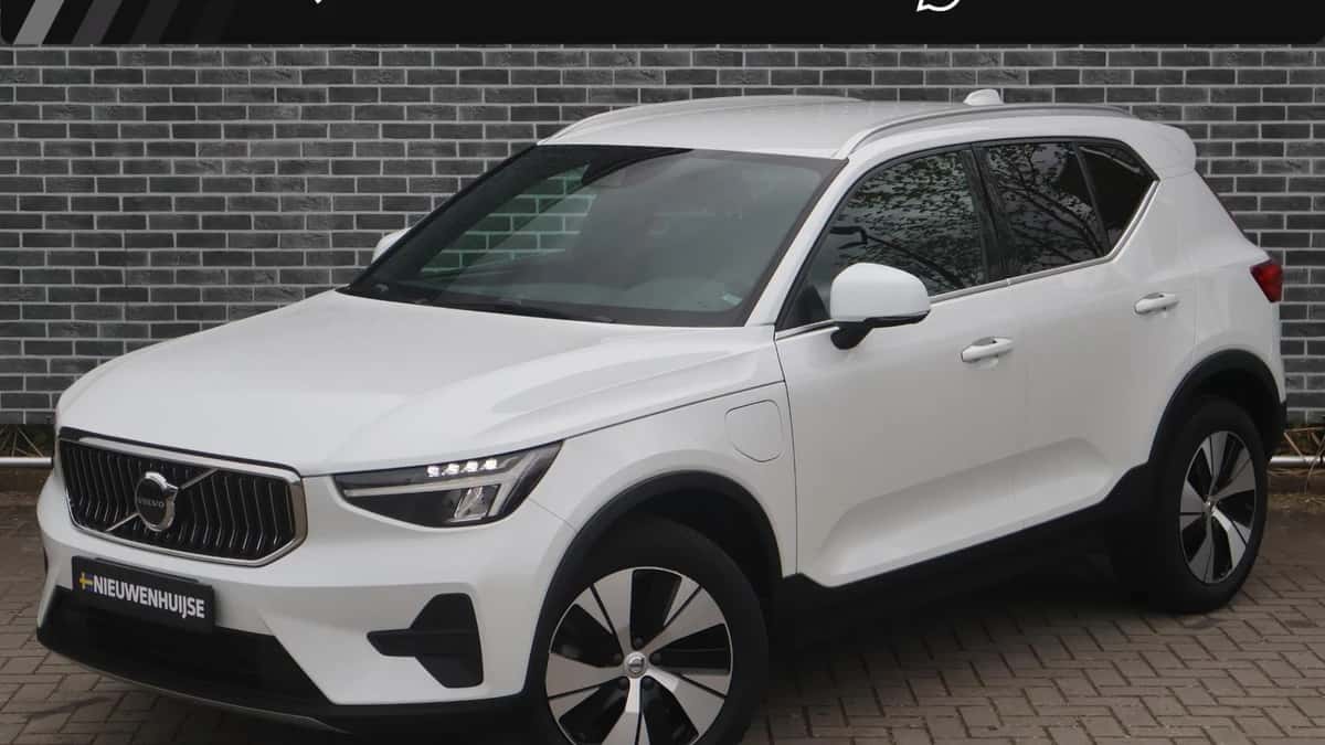 Volvo XC40 — foto 1
