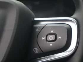 Volvo XC40 thumbnail 12