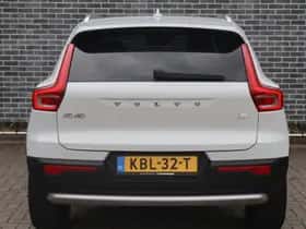 Volvo XC40 thumbnail 6
