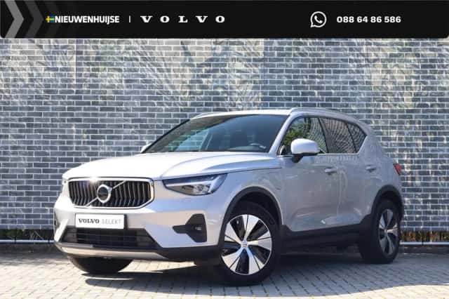 Volvo XC40 (2023) thumbnail 1