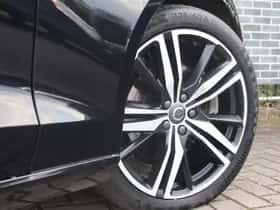 Volvo V60 (2022) thumbnail 16