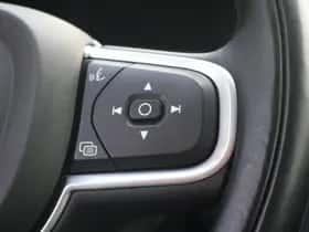 Volvo V60 (2022) thumbnail 6