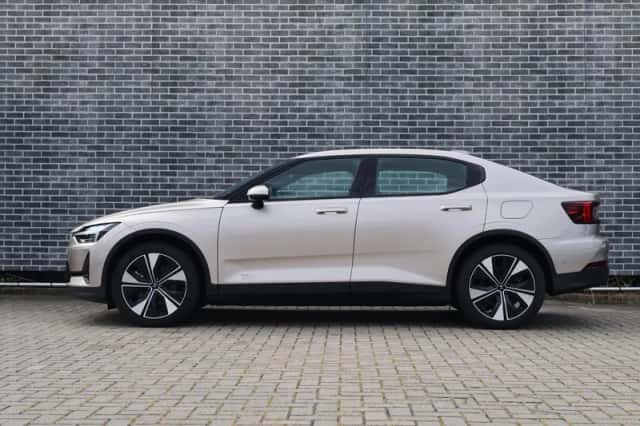 Polestar 2 (2024) thumbnail 5
