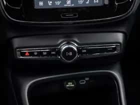Volvo EX40 thumbnail 19