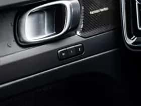 Volvo EX40 thumbnail 22