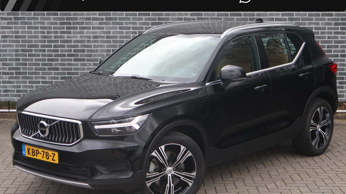 Volvo XC40 — foto 1