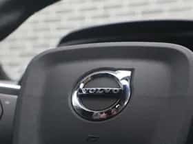 Volvo XC40 thumbnail 13