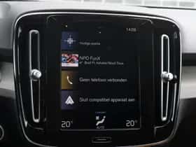 Volvo XC40 thumbnail 17