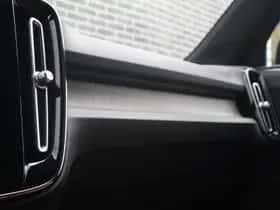 Volvo XC40 thumbnail 20