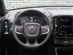 Volvo XC40 thumbnail 23