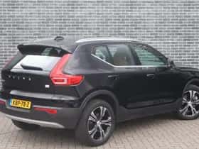 Volvo XC40 thumbnail 4