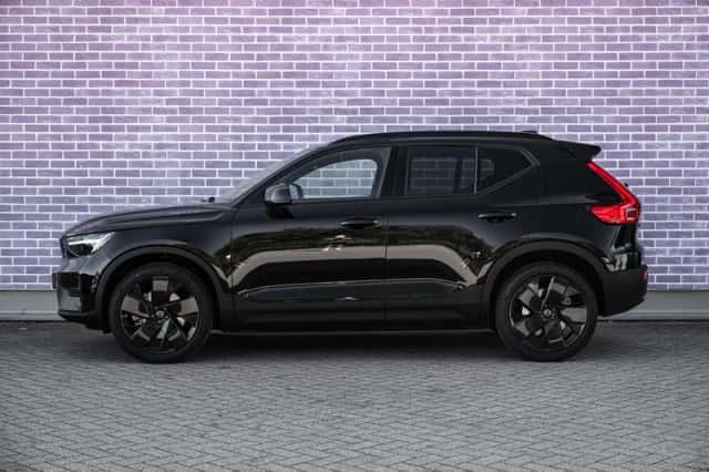 Volvo EX40 (2026) thumbnail 3