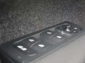 Volvo XC40 thumbnail 11