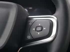 Volvo XC40 thumbnail 12