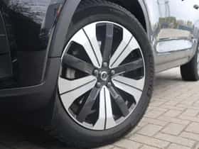 Volvo XC40 thumbnail 24