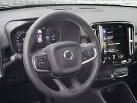 Volvo XC40 thumbnail 9