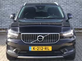 Volvo XC40 thumbnail 3