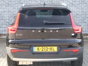 Volvo XC40 thumbnail 5