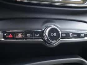 Volvo XC40 thumbnail 10
