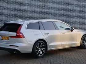 Volvo V60 thumbnail 2