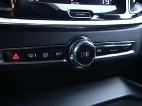 Volvo V60 thumbnail 18