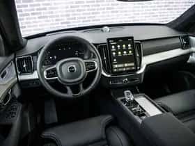 Volvo XC90 thumbnail 11